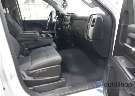 2018 Chevrolet Silverado K1500 Lt z USA, uszkodzony, nr VIN 3GCUKREC9JG647626